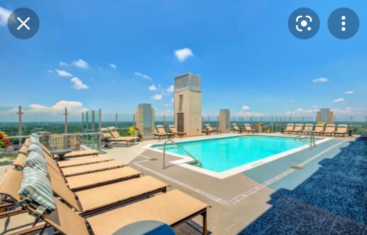 Luxurious 1Br Uptown Highrise/ Balcony With City View! Charlotte Exterior photo